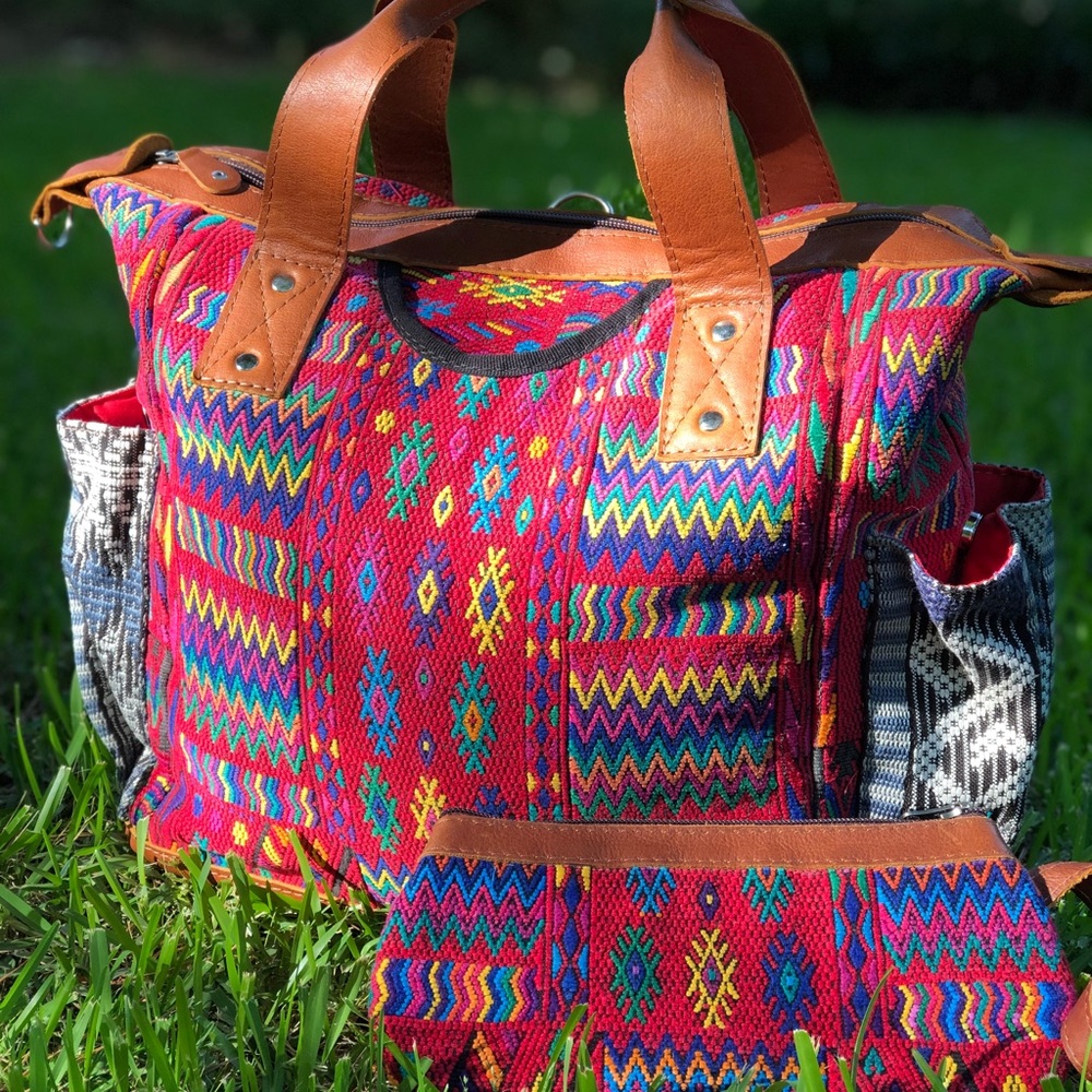 ❌❌ SOLD ❌❌  Nena & Co 🌈 SET ::  CDB + clutch